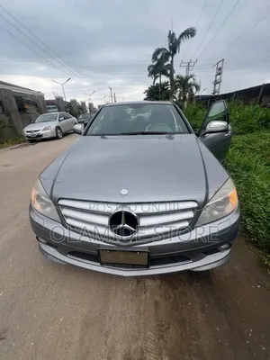 Mercedes-Benz C300 2009 Gray