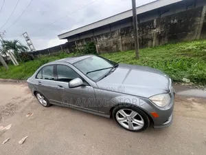 Mercedes-Benz C300 2009 Gray