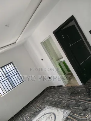 1bdrm Block of Flats in Graceland Estate, Igbogbo for rent