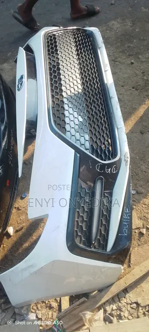 Complete Front Bumper Toyota Corolla 2020 SE