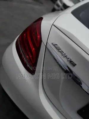 Mercedes-Benz C43 4Matic Sedan AWD (3.0L V6 9AM) 2017 White