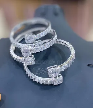 Exquisite Bangle