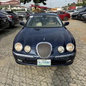Jaguar XJ 2000 Blue