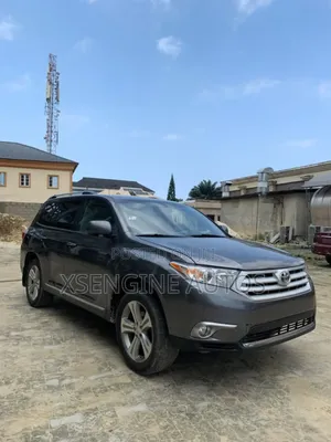 Toyota Highlander 2013 Gray