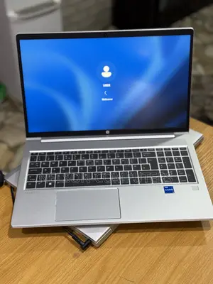 Laptop HP ProBook 450 G9 16GB Intel Core i5 SSD 512GB