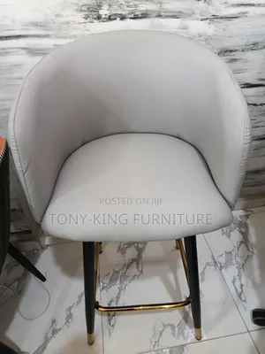 Imported Luxury Swivel Bar Stool With an Ergonomic Backrest Armrest