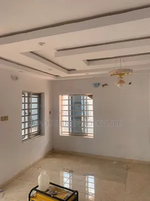 2bdrm Block of Flats in Akala Express Estate for rent