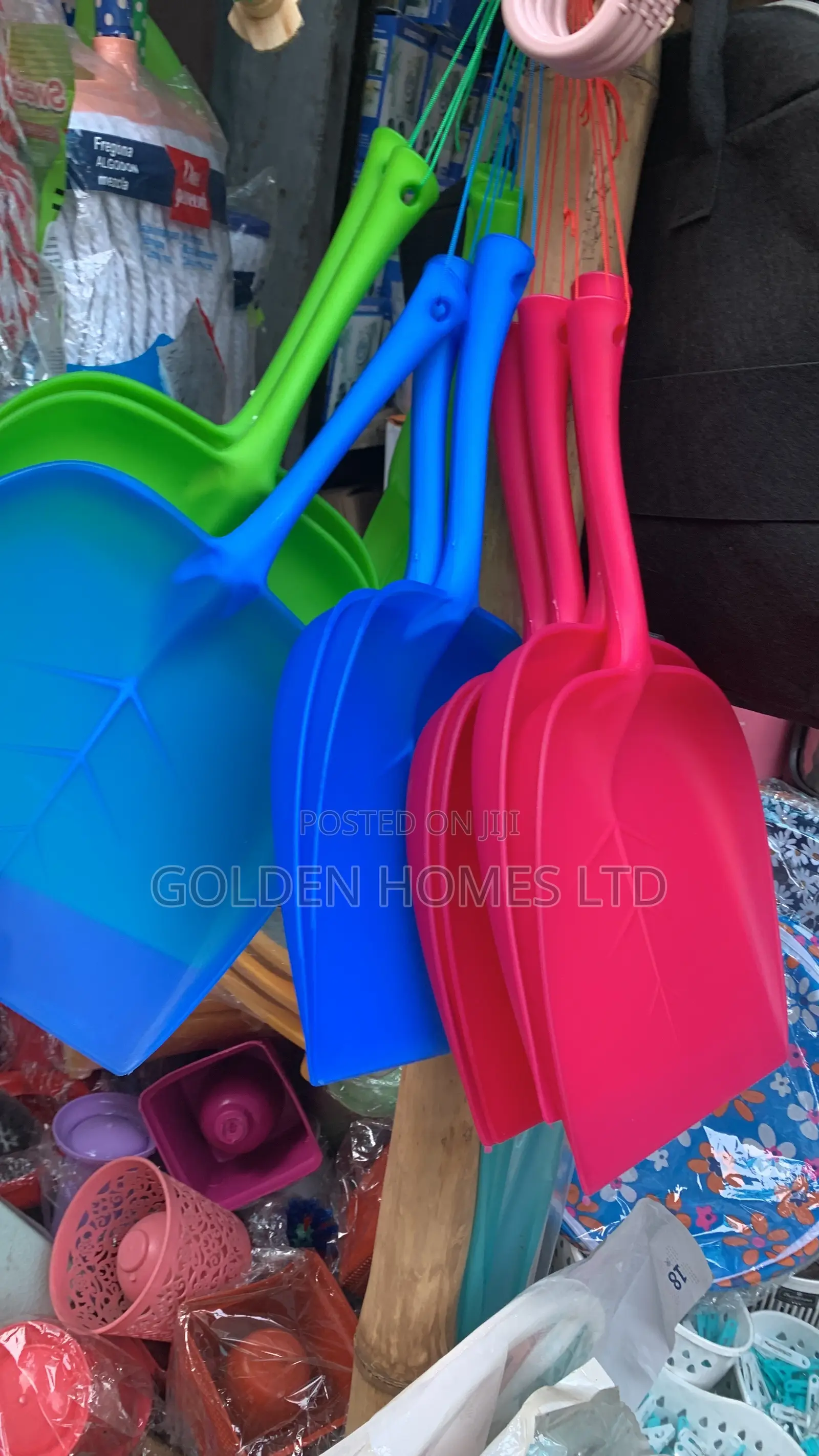 Plastic Dust Pan