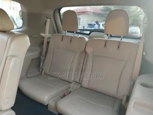 Toyota Highlander Limited 2011 Gold