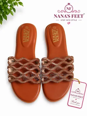Chic Women's Slip-on Slippers – Comfortable Fit