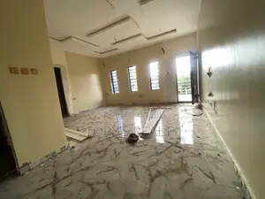 4bdrm Duplex in Lakowe for rent