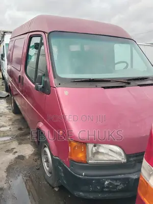 Ford Transit 1999 Red