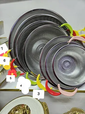 High Quality and Beautiful 7pcs Kitchen Sieves