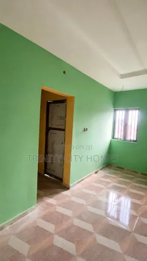 2bdrm Apartment in Nasfat,  Ibadan for rent