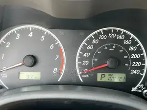 Toyota Corolla 2009 Silver