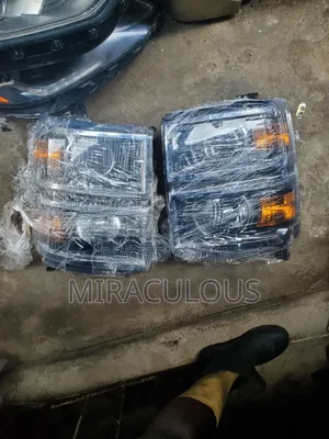 Headlight Chevrolet Silverado 2012,2013,2014,2015.models Set