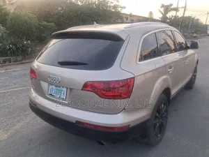 Audi Q7 2008 Gold