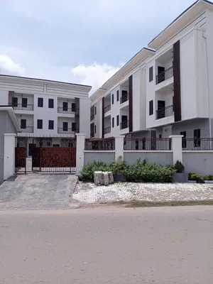 4bdrm Townhouse/Terrace in Utako for sale