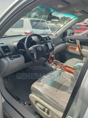 Toyota Highlander 2009 Silver