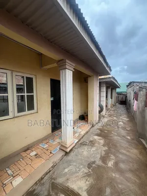 8 Units Room Self-Contained Hostel at Adenike, Lautech Ogbomoso