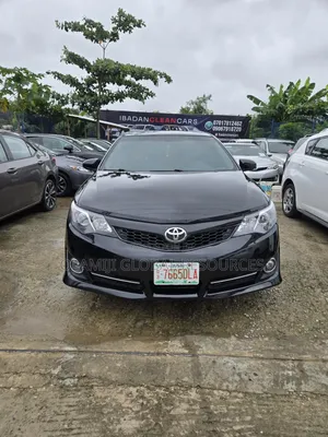 Toyota Camry SE 4dr Sedan (2.5L 4cyl 6A) 2013 Black