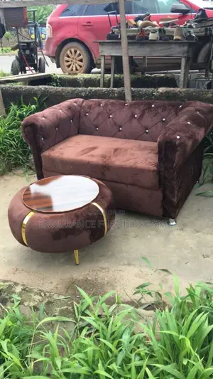 2-Seater Velvet Chair With Center Table