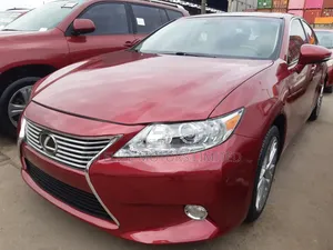 Lexus ES 2014 Red