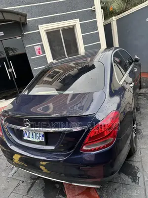Mercedes-Benz C300 Sport 4Matic Sedan AWD (2.0L 4cyll 7A) 2016 Blue