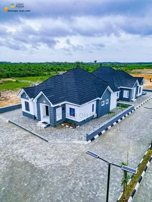 3bdrm Bungalow in Lekki Avan Phase 2, Elerangbe for sale
