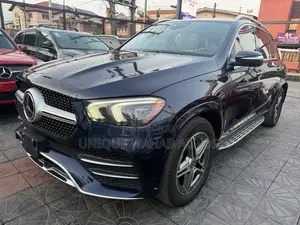 Mercedes-Benz GLE-Class 2022 Blue