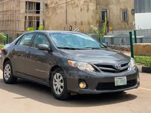 Toyota Corolla 2012 Gray