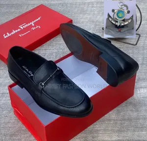 Black Leather Flat Shoes