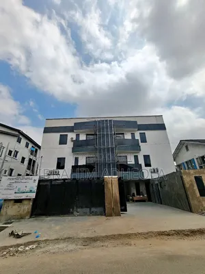2bdrm Apartment in Yaba, Onike for sale