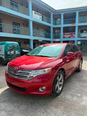 Toyota Venza 2010 Red