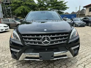 Mercedes-Benz M Class ML400 4MATIC 4dr SUV AWD (3.0L 6cyl Turbo 7A)