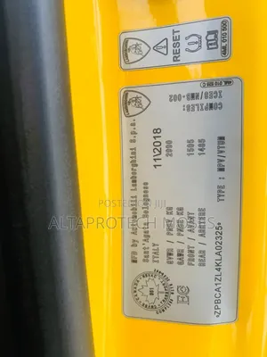 Lamborghini Urus Base 2019 Yellow