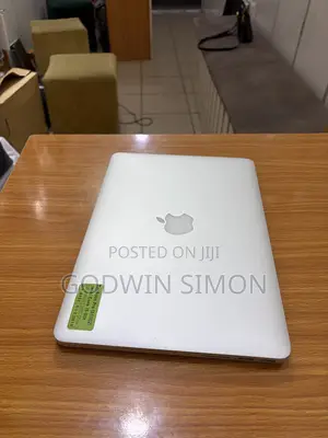 Laptop Apple MacBook Pro 2015 8GB Intel Core i5 SSD 500GB