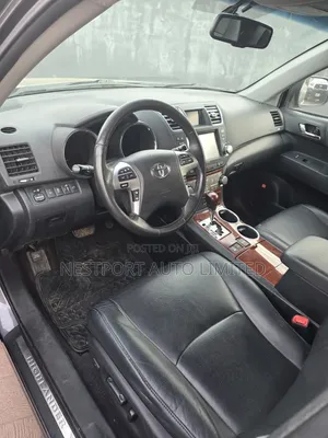 Toyota Highlander 2012 Gray