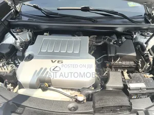 Lexus ES 2016 Silver