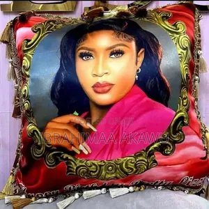 Premium Custom Throw Pillows – High-Quality Photo Printing