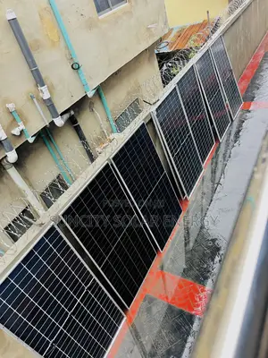 650w Bifacial )144cells)16Bb) Canadian Solar Panels