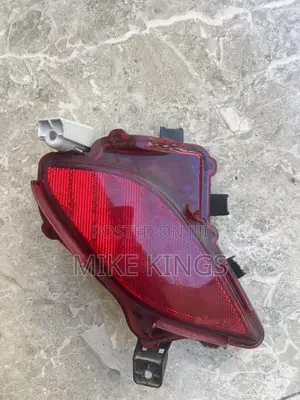 Right-Hand Side Rear Bumper Reflector Light Housing