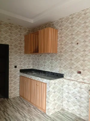 2bdrm Block of Flats in Army Estate, Warri for rent