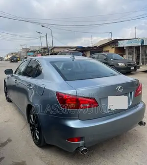 Lexus IS 2008 Blue