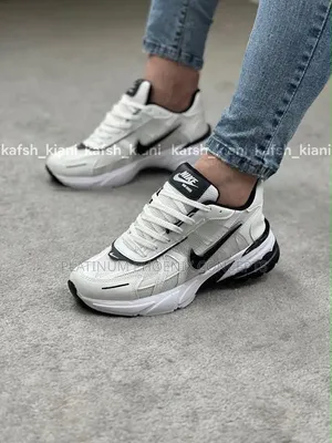 Nike WMNS V2k Quality Unisex Sneakers