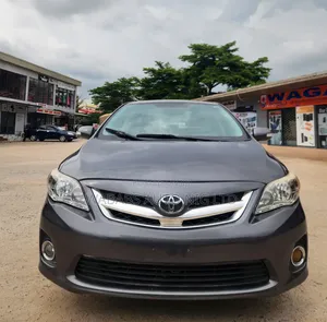 Toyota Corolla 2013 Gray