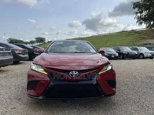 Toyota Camry XSE (2.5L 4cyl 8A) 2019 Red