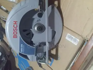 Electric Circular Saw for Wood Cutting