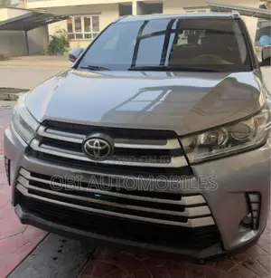 Toyota Highlander 2015 Silver
