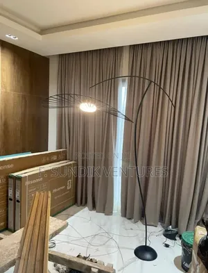Sunburst Wire Arc Floor Lamp